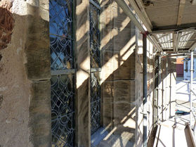 Arbeiten an der Südfassade (Foto: Karl-Franz Thiede)